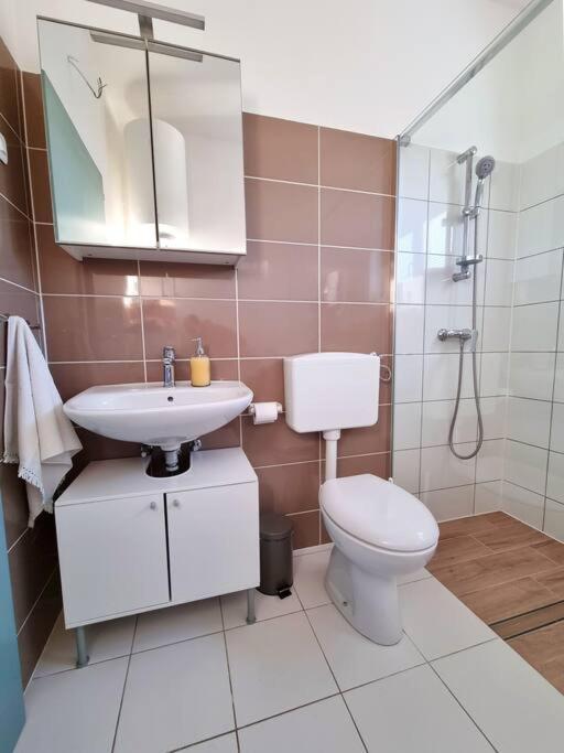 Chi Chi Apartment Pula Ngoại thất bức ảnh